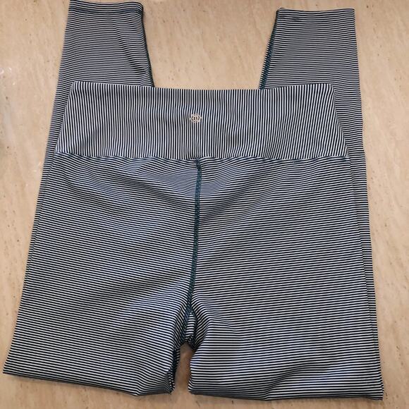 NWOT Nanette Lepore Activewear Celestial Striped Equator Crop Tights Leggings M - Picture 9 of 12